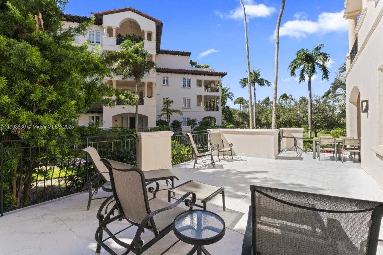 Small Image of 19217 FISHER ISLAND DR #19217, Miami Beach Number 38