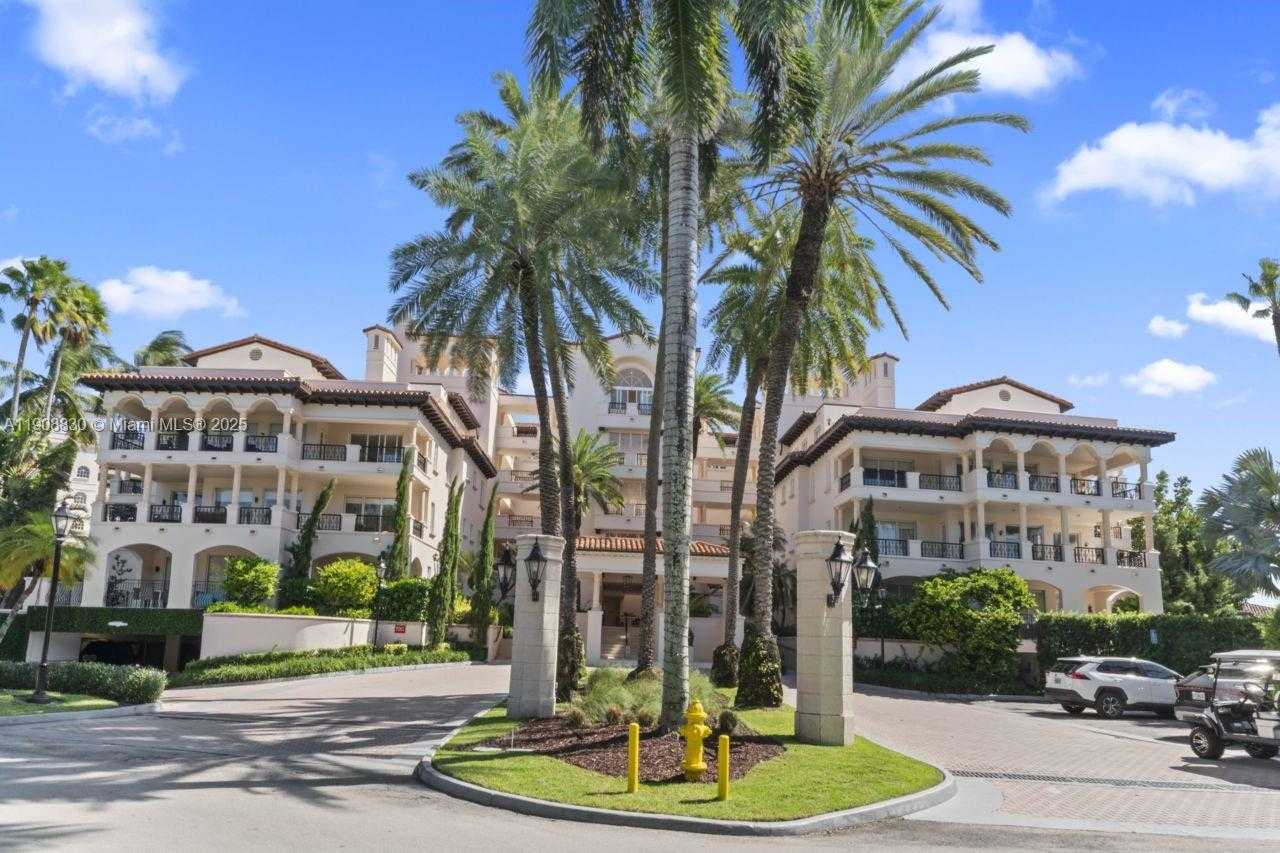 Small Image of 19217 FISHER ISLAND DR #19217, Miami Beach Number 42