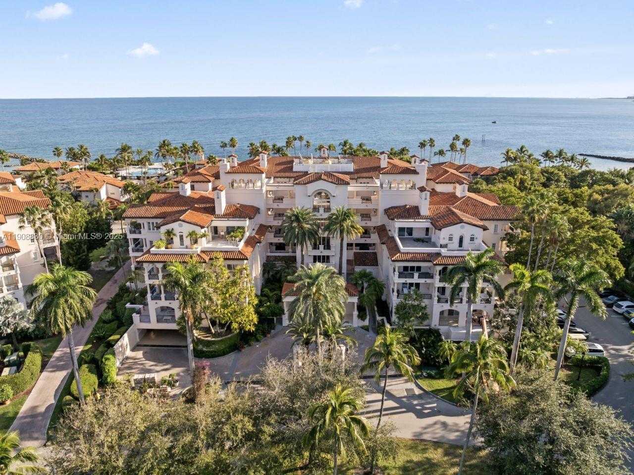 Small Image of 19217 FISHER ISLAND DR #19217, Miami Beach Number 48