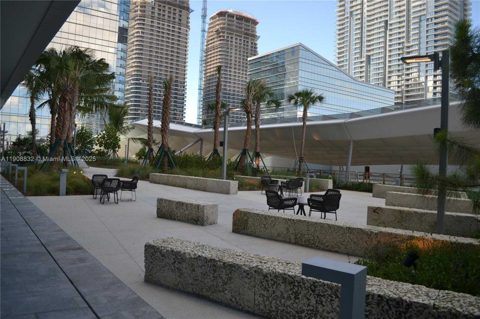 Small Image of 68 SOUTH EAST 6TH ST #1709, Miami Number 33