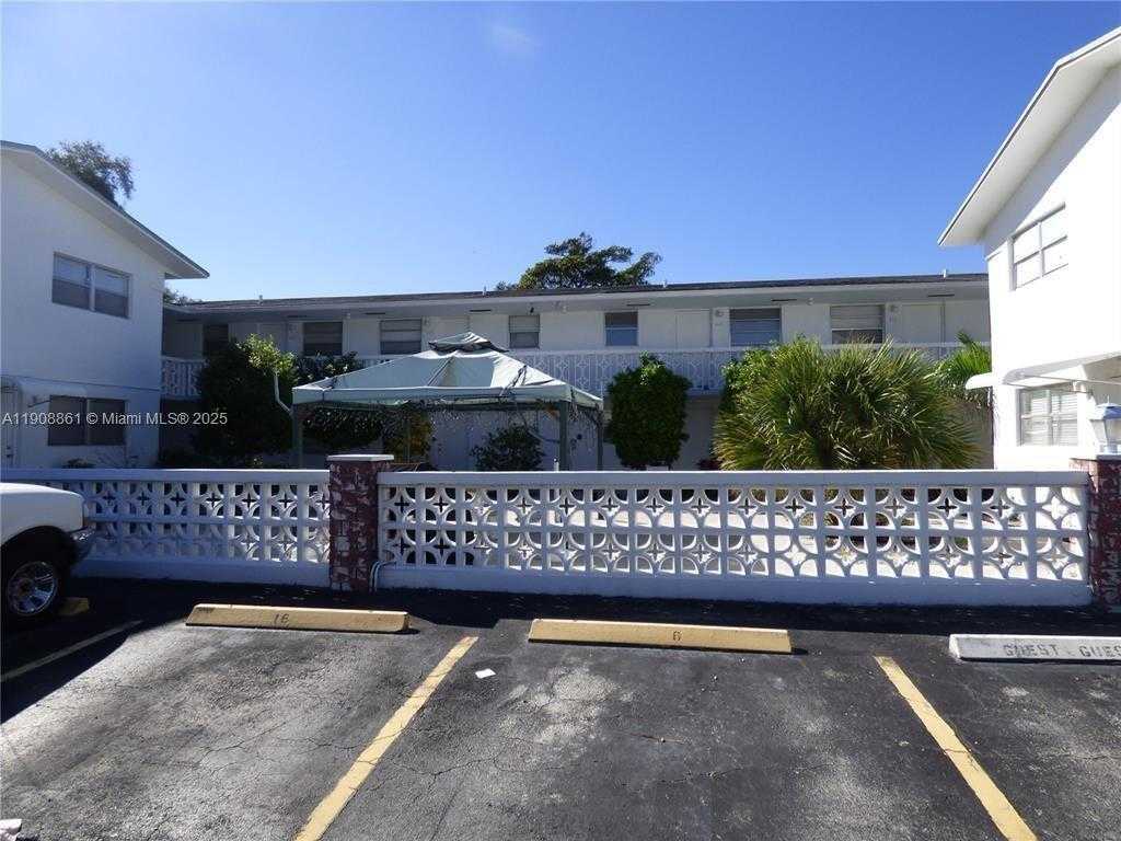 Small Image of Hallandale Beach Number 1