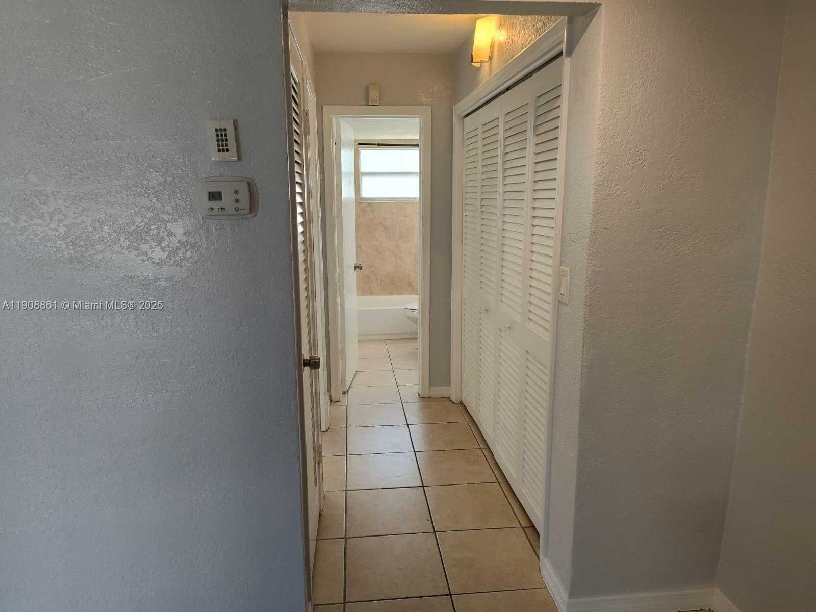 Small Image of Hallandale Beach Number 9