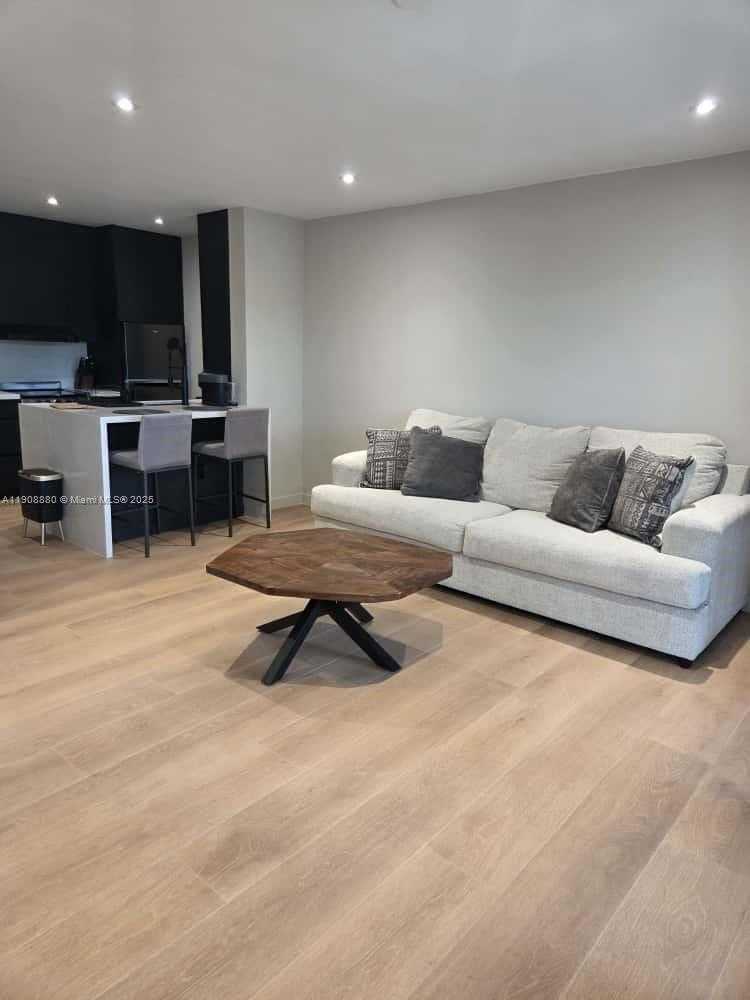 Small Image of 10824 NORTH KENDALL DR #S28, Miami Number 3