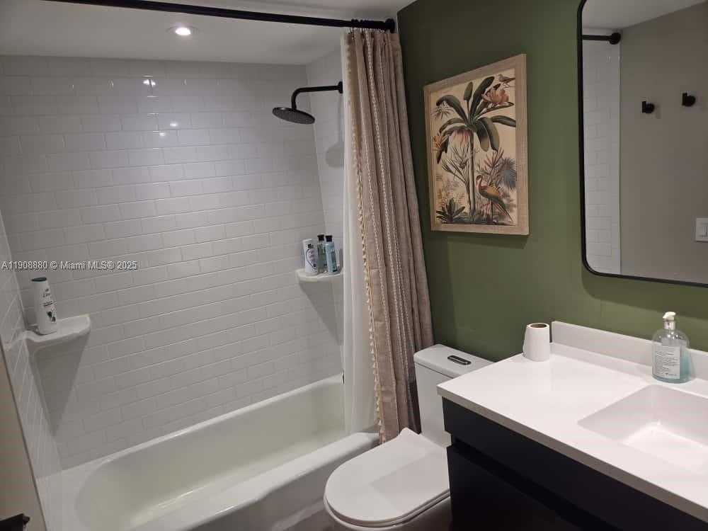 Small Image of 10824 NORTH KENDALL DR #S28, Miami Number 34