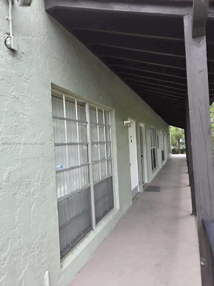 Small Image of 10824 NORTH KENDALL DR #S28, Miami Number 36