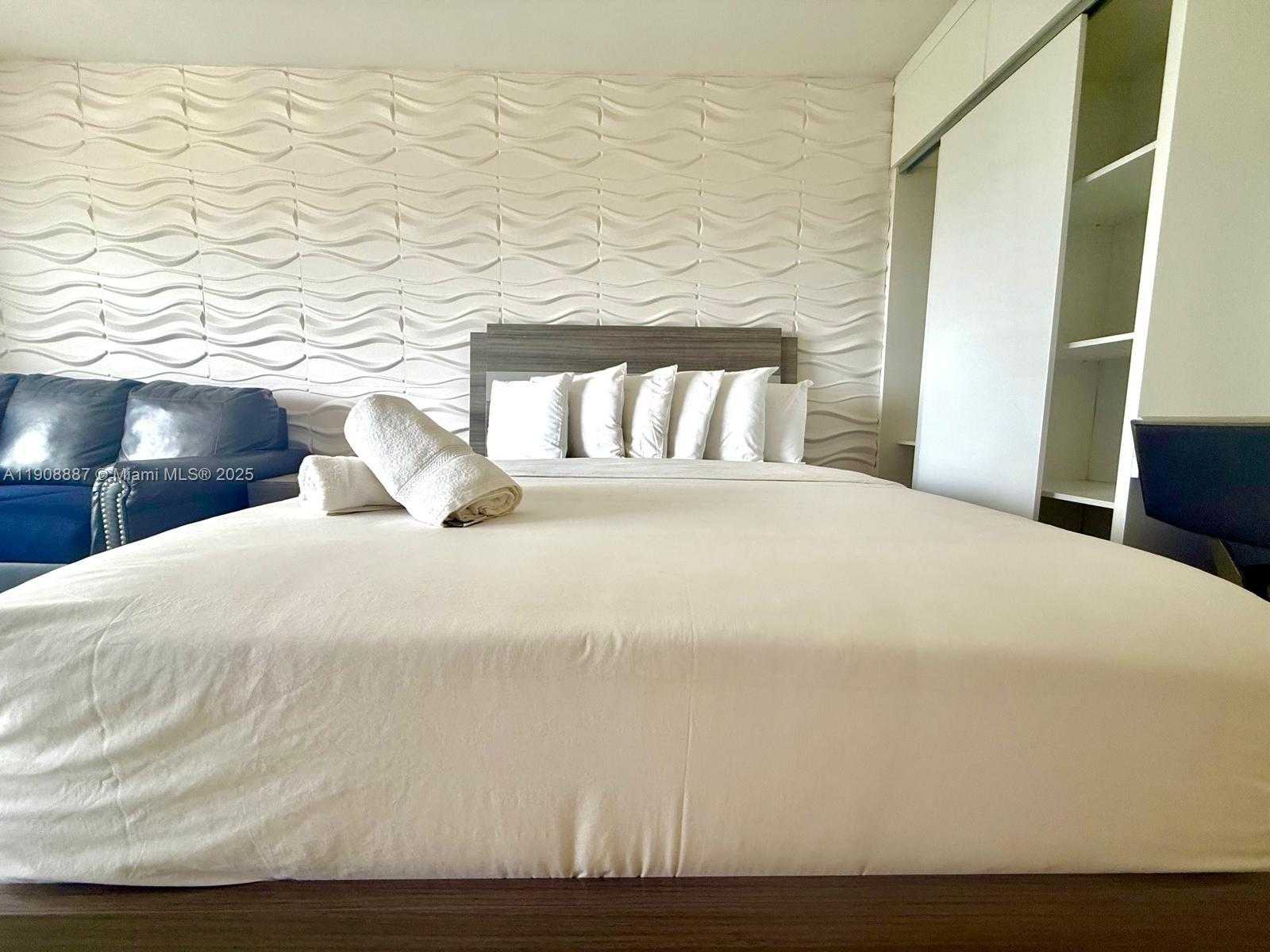 Small Image of 19201 COLLINS AVE #309, Sunny Isles Beach Number 14