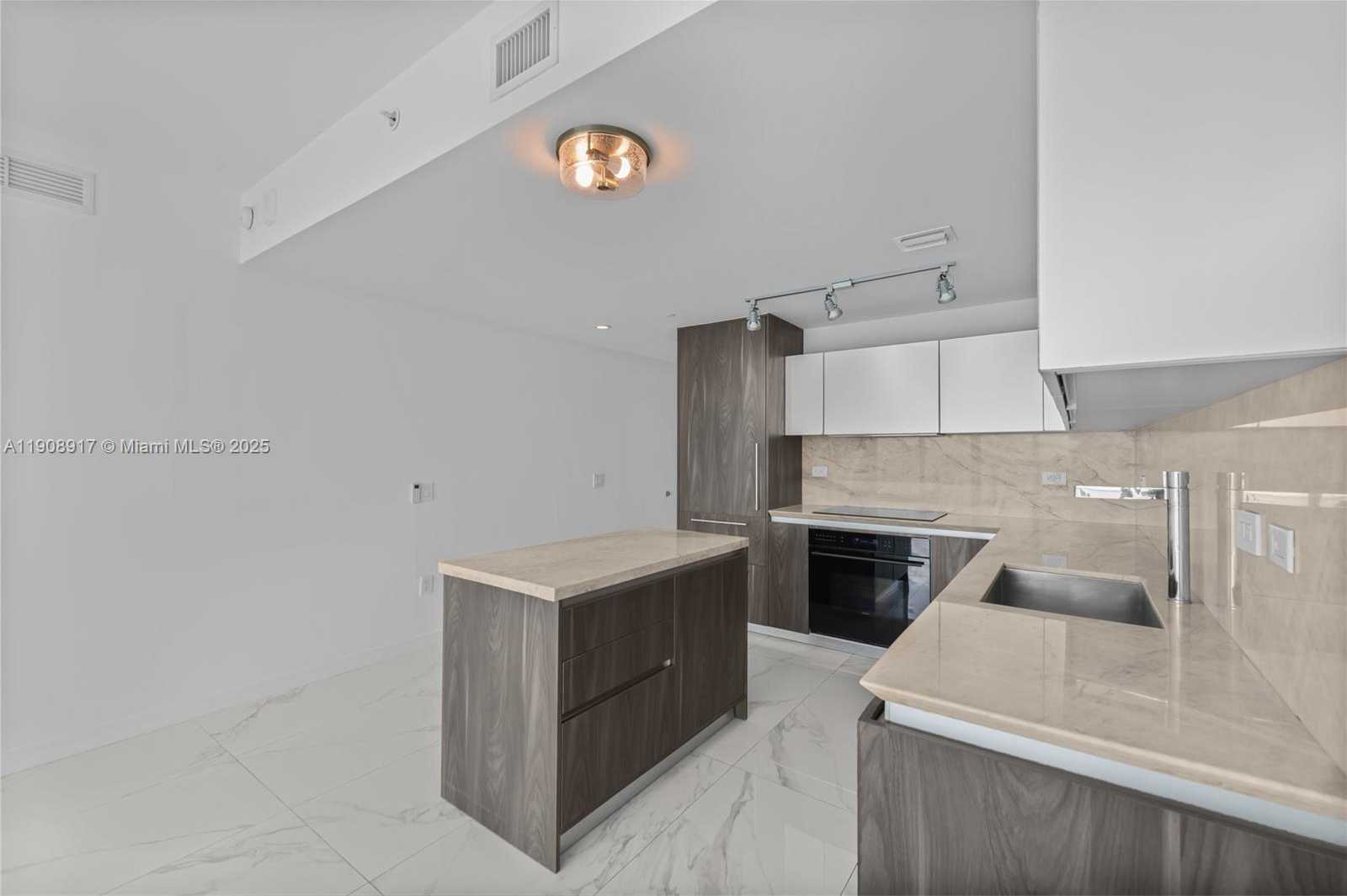 Small Image of 3131 NORTH EAST 7TH AVE #3505, Miami Number 10