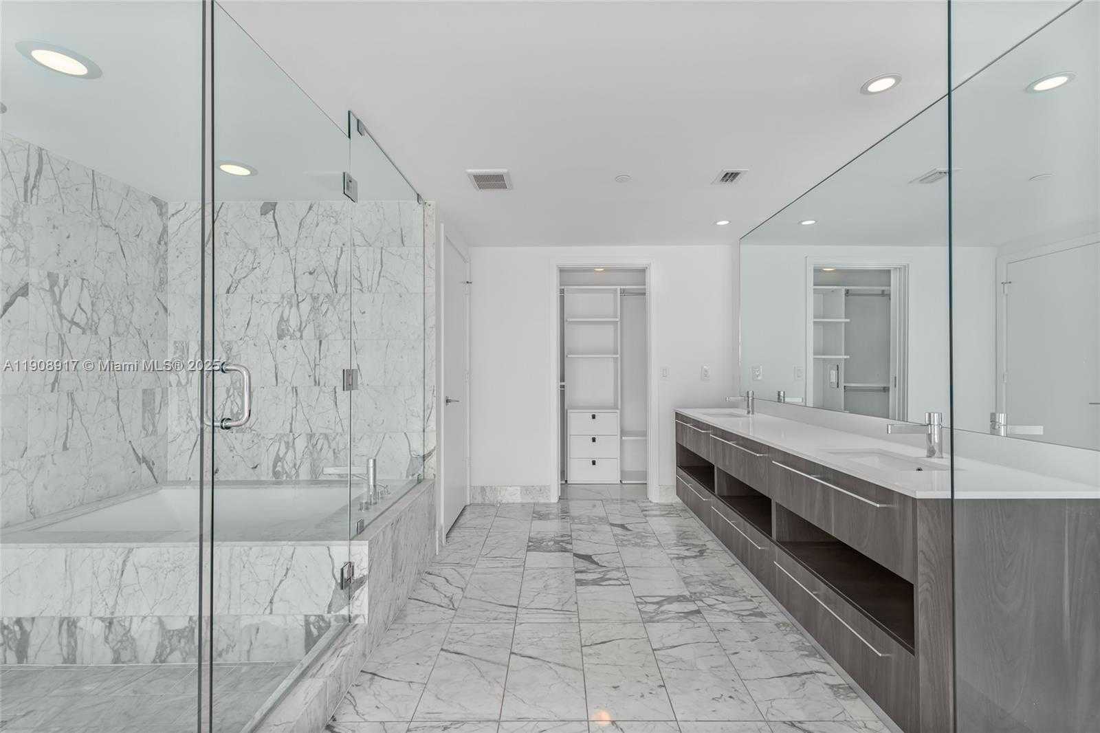 Small Image of 3131 NORTH EAST 7TH AVE #3505, Miami Number 20