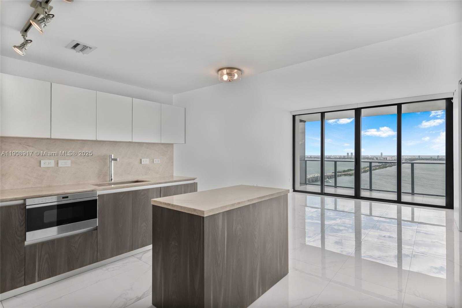 Small Image of 3131 NORTH EAST 7TH AVE #3505, Miami Number 7