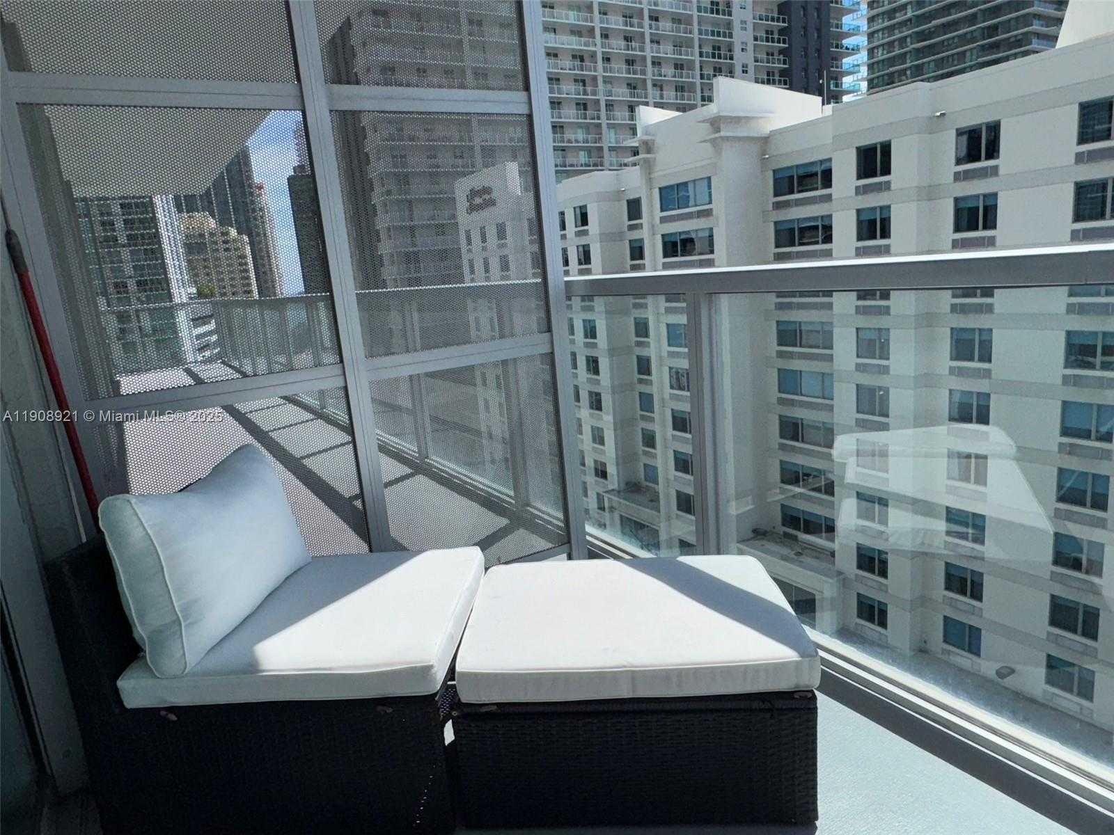 Small Image of 79 SOUTH WEST 12TH ST #1605, Miami Number 11