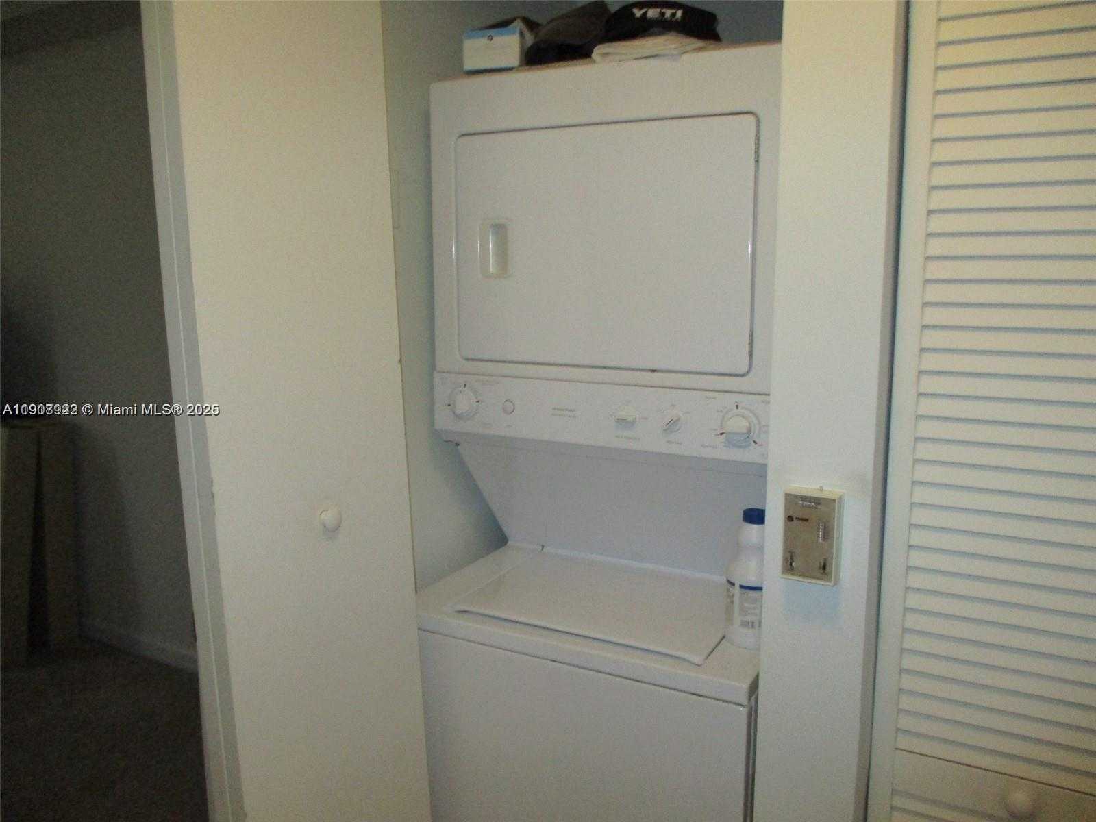 Small Image of 2775 NORTH EAST 187TH ST #411, Aventura Number 7