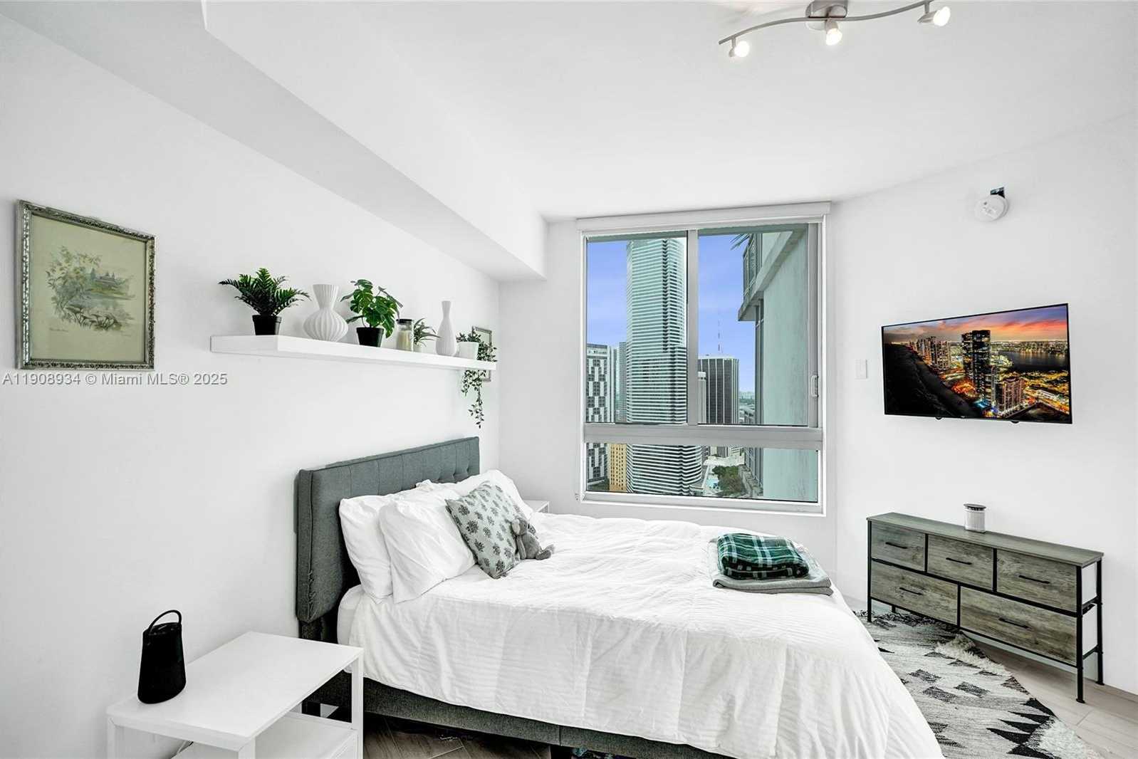 Small Image of 350 SOUTH MIAMI AVE #3205, Miami Number 10