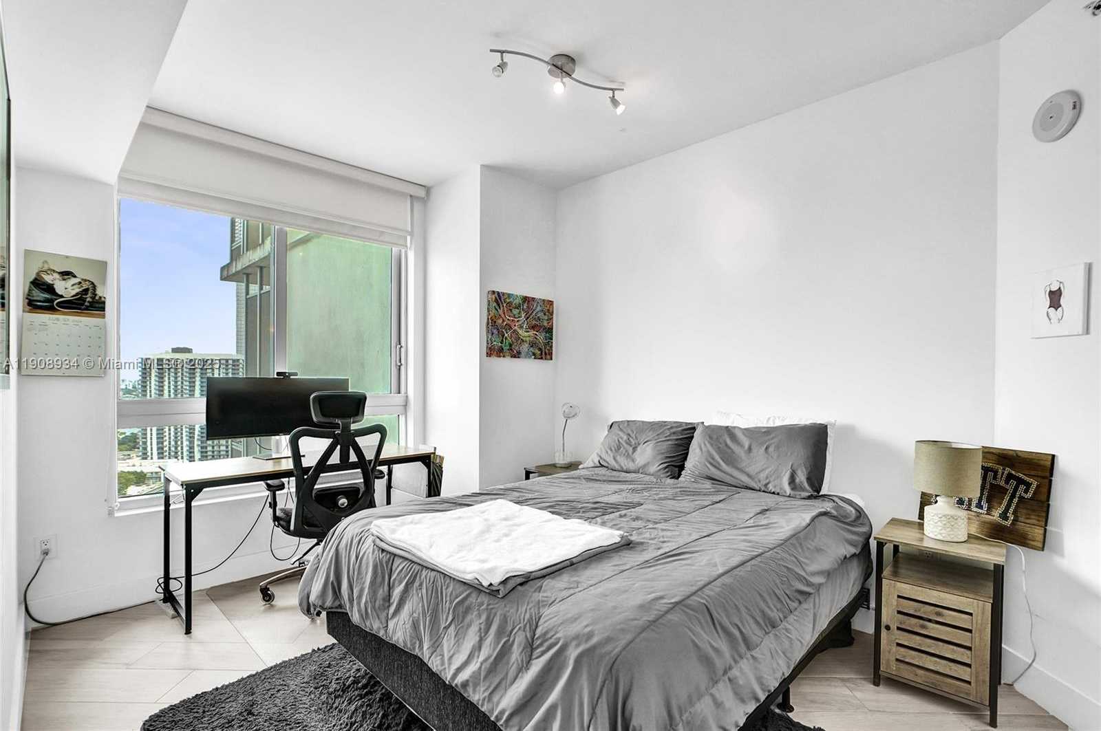 Small Image of 350 SOUTH MIAMI AVE #3205, Miami Number 16