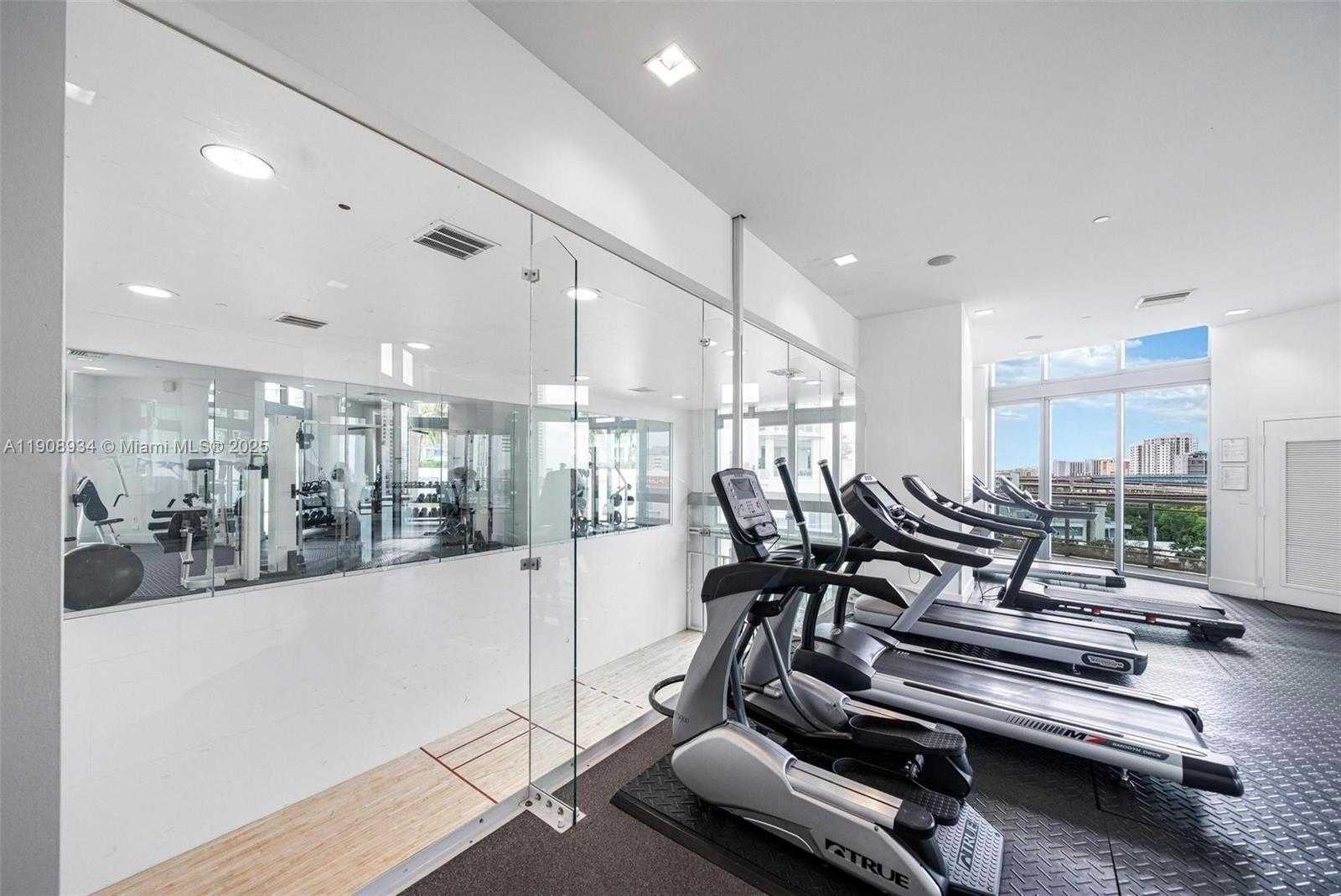 Small Image of 350 SOUTH MIAMI AVE #3205, Miami Number 28