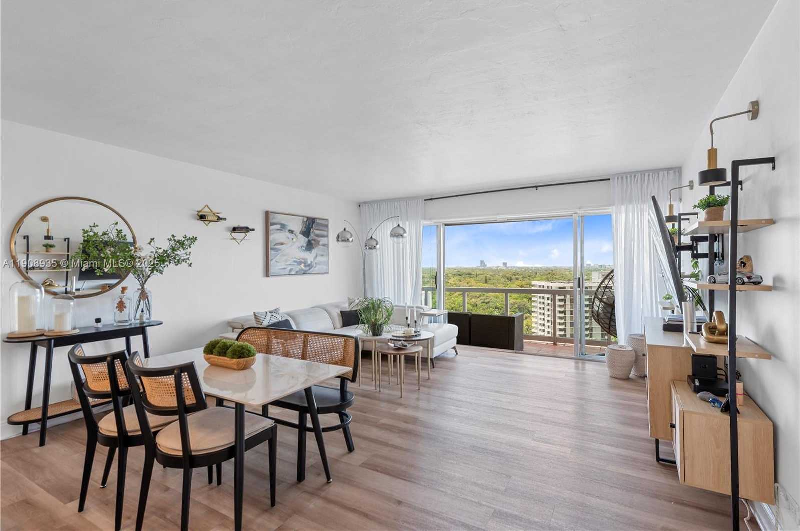 Small Image of 2451 BRICKELL AVE #16K, Miami Number 11