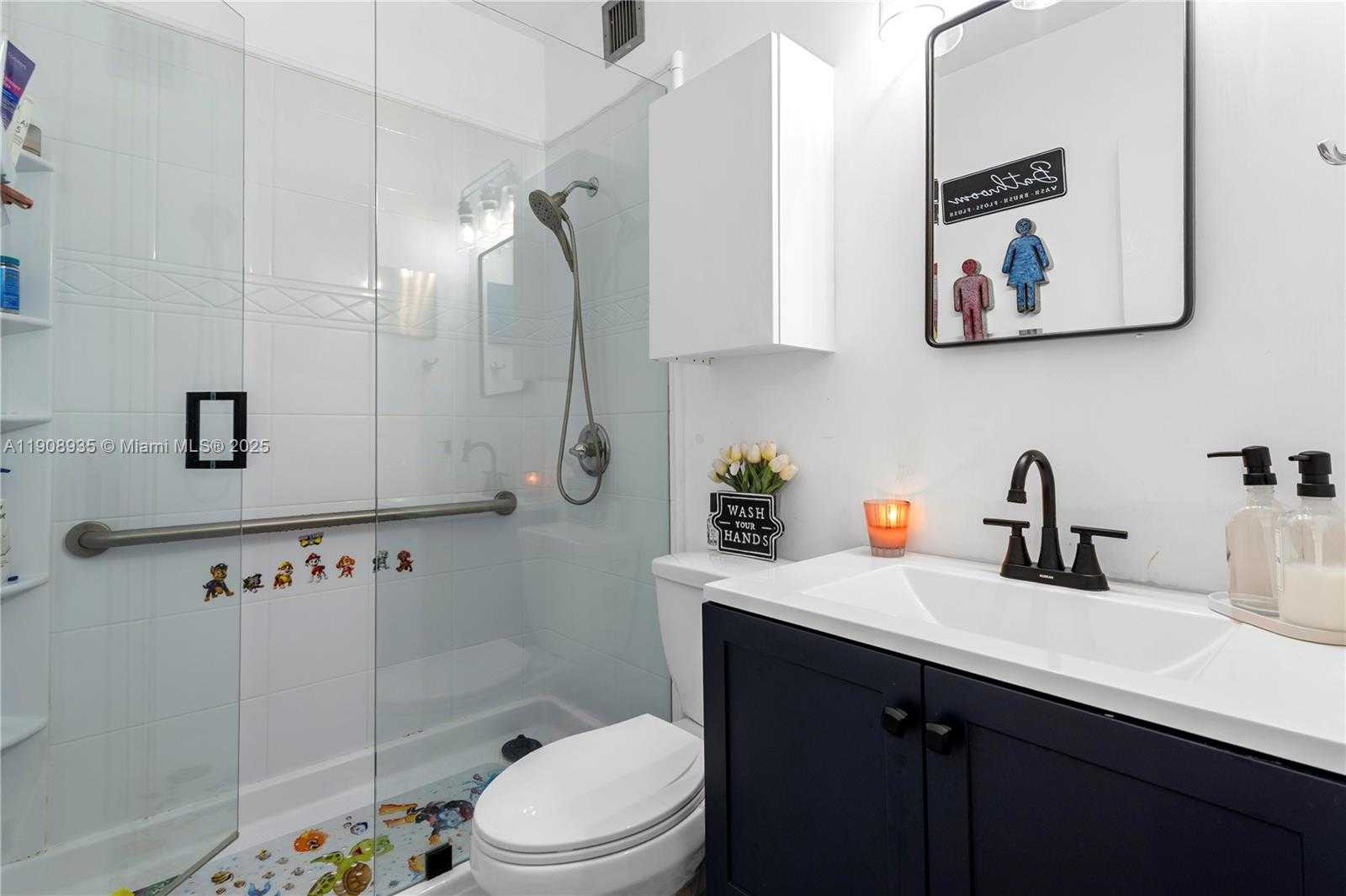 Small Image of 2451 BRICKELL AVE #16K, Miami Number 23