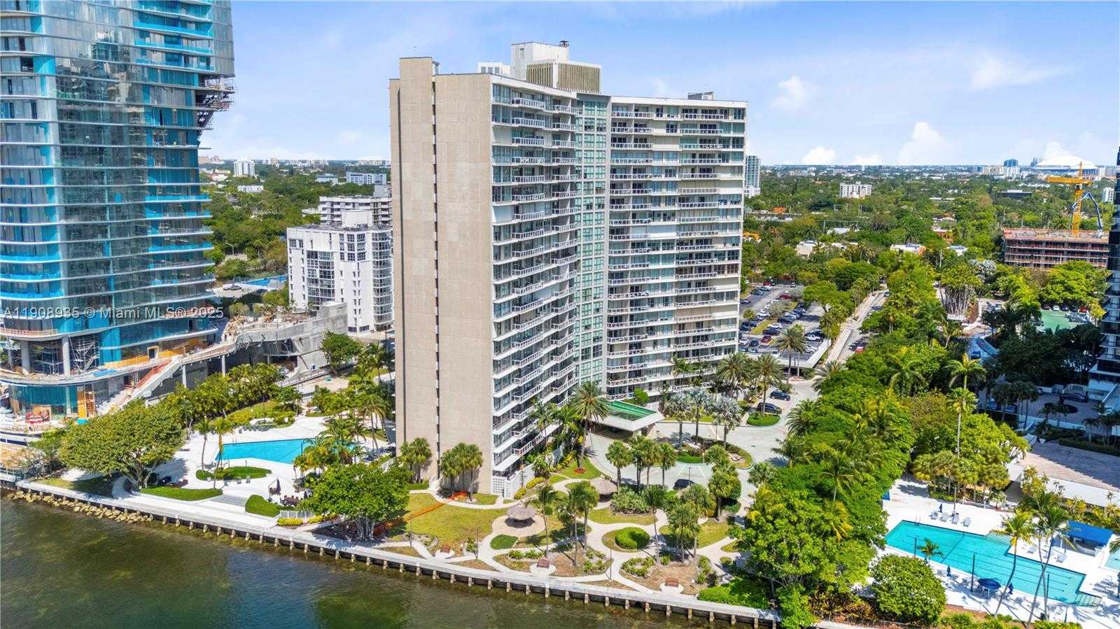 Small Image of 2451 BRICKELL AVE #16K, Miami Number 29