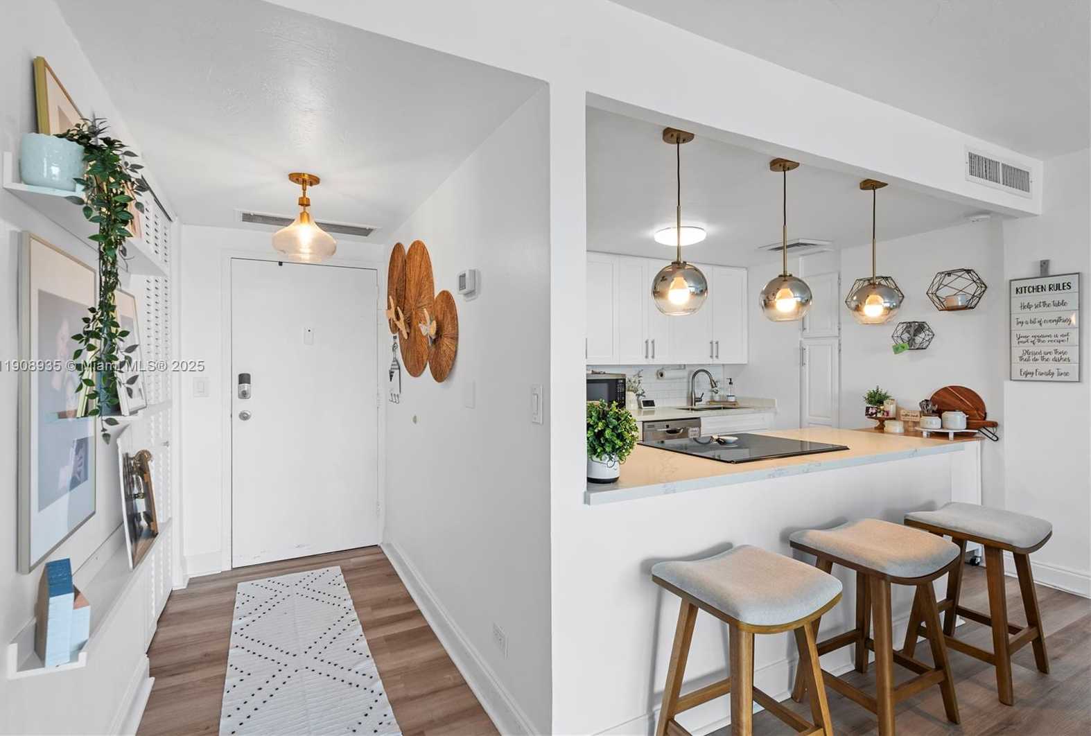 Small Image of 2451 BRICKELL AVE #16K, Miami Number 4