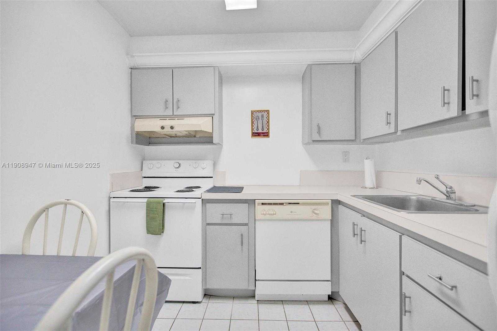 Small Image of 200 172ND ST #514, Sunny Isles Beach Number 12