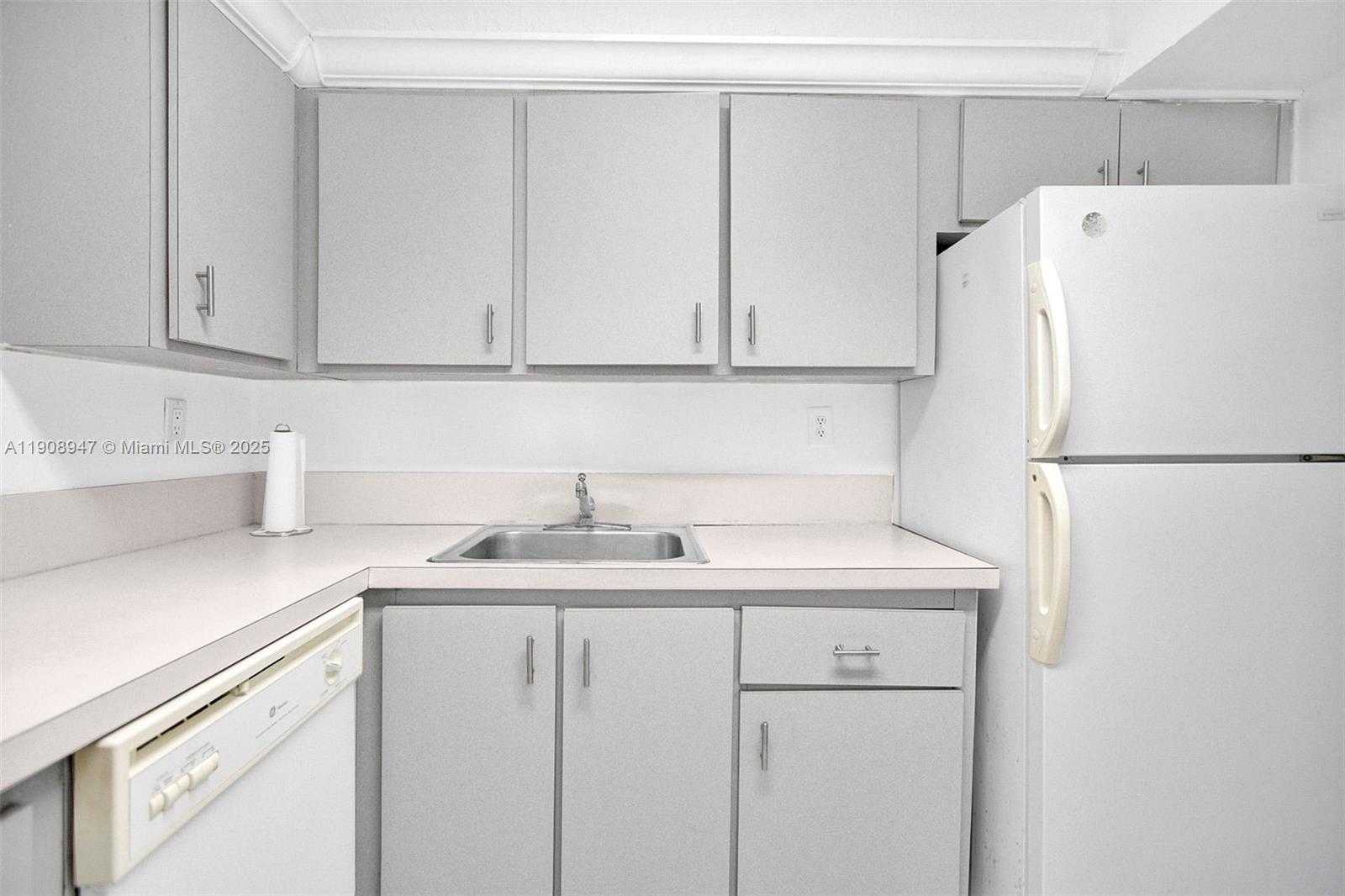 Small Image of 200 172ND ST #514, Sunny Isles Beach Number 13