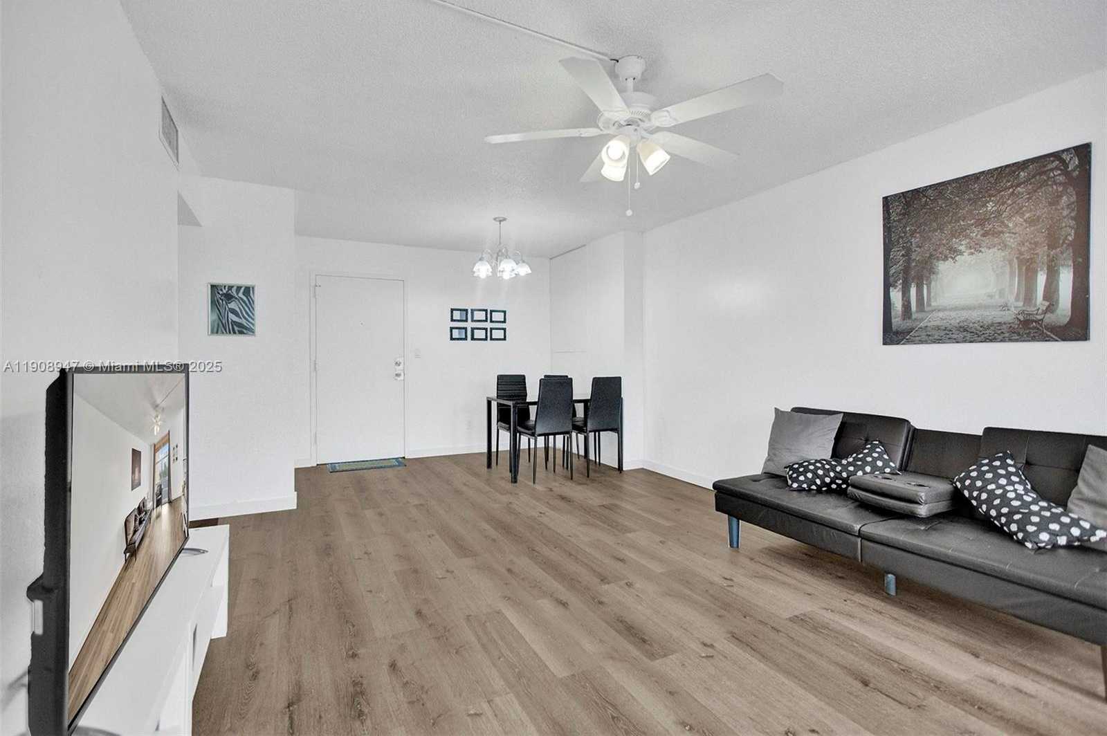 Small Image of 200 172ND ST #514, Sunny Isles Beach Number 4