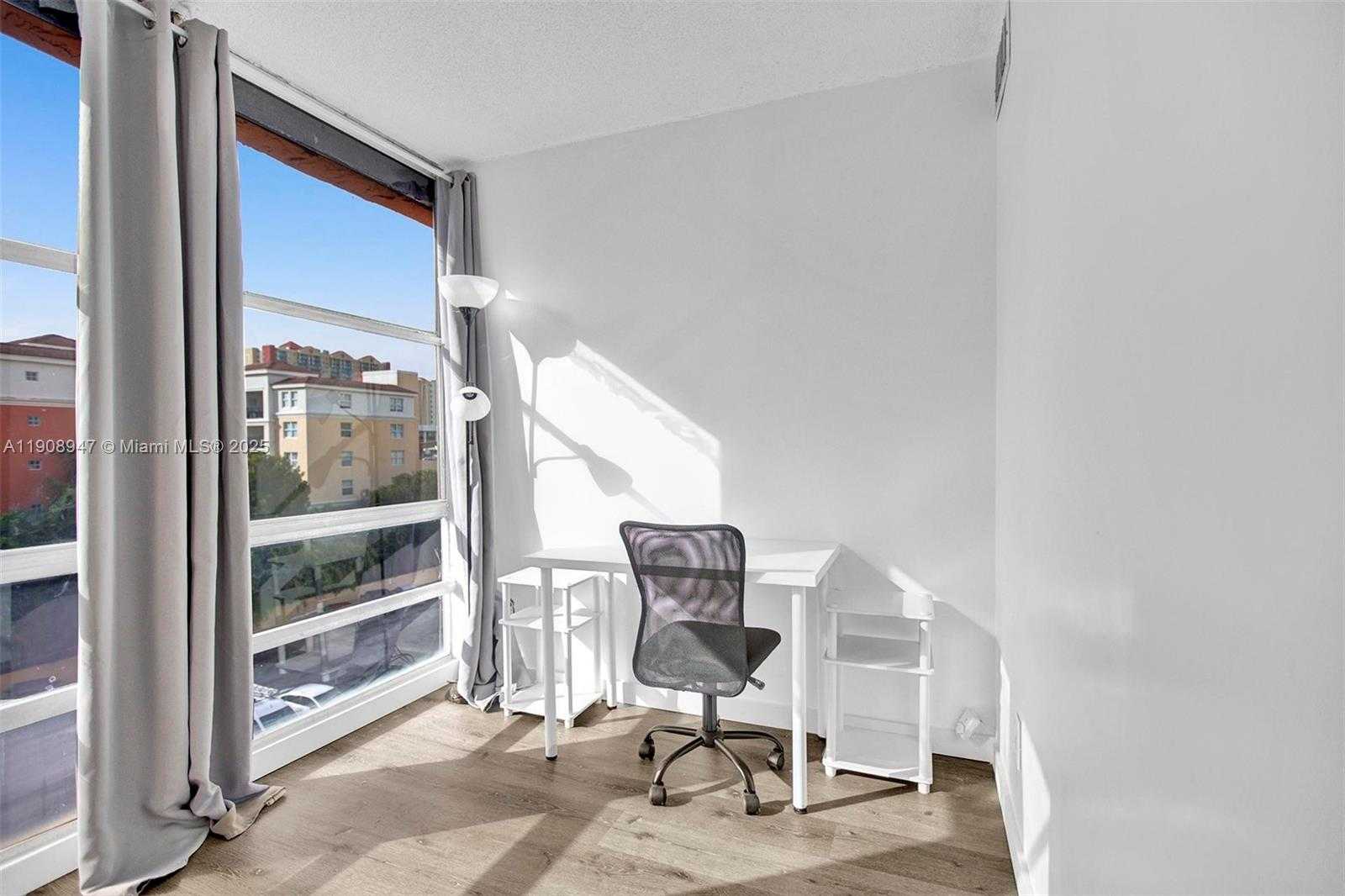 Small Image of 200 172ND ST #514, Sunny Isles Beach Number 5