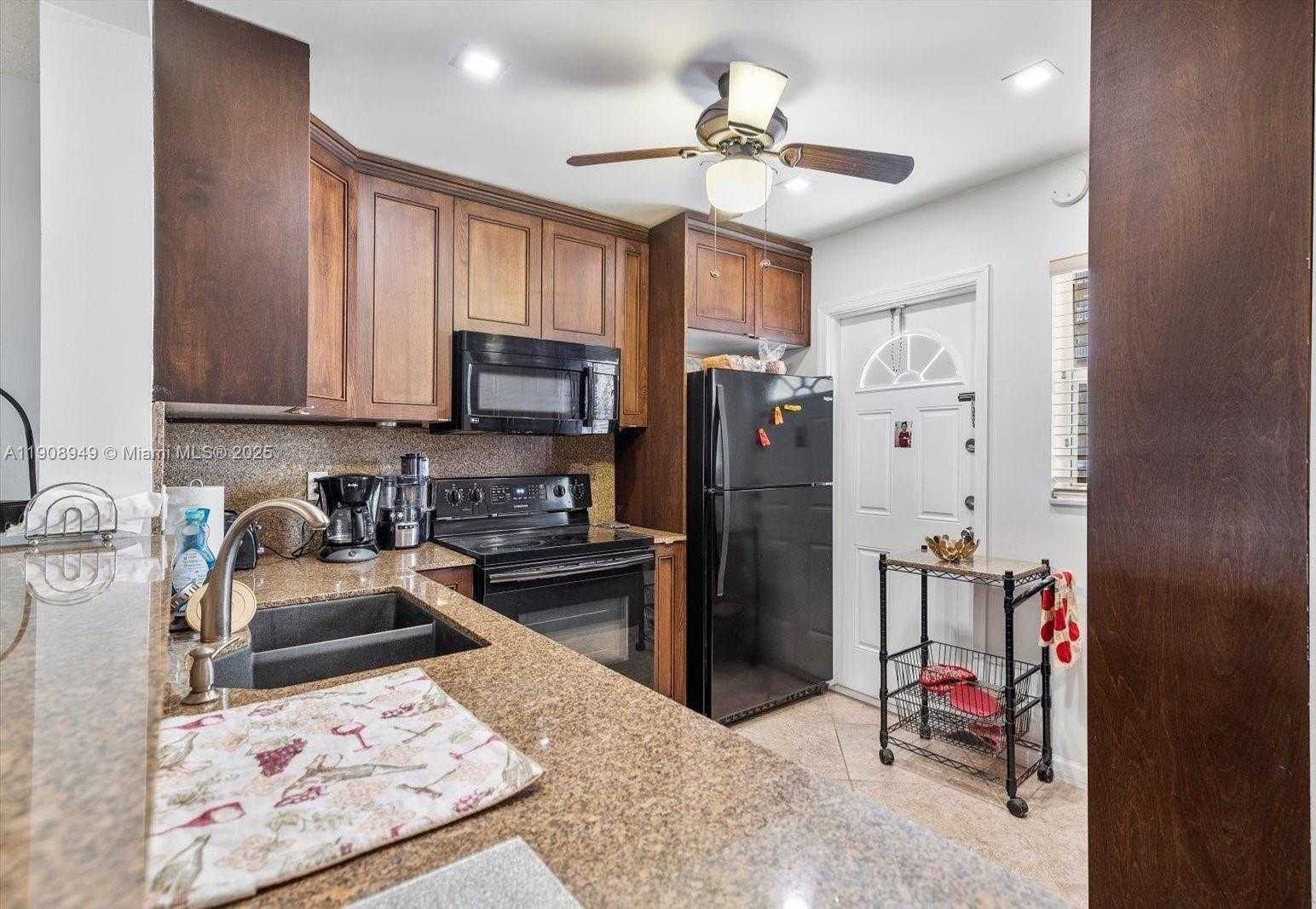 Small Image of 609 NORTH EAST 14TH AVE #105, Hallandale Beach Number 10