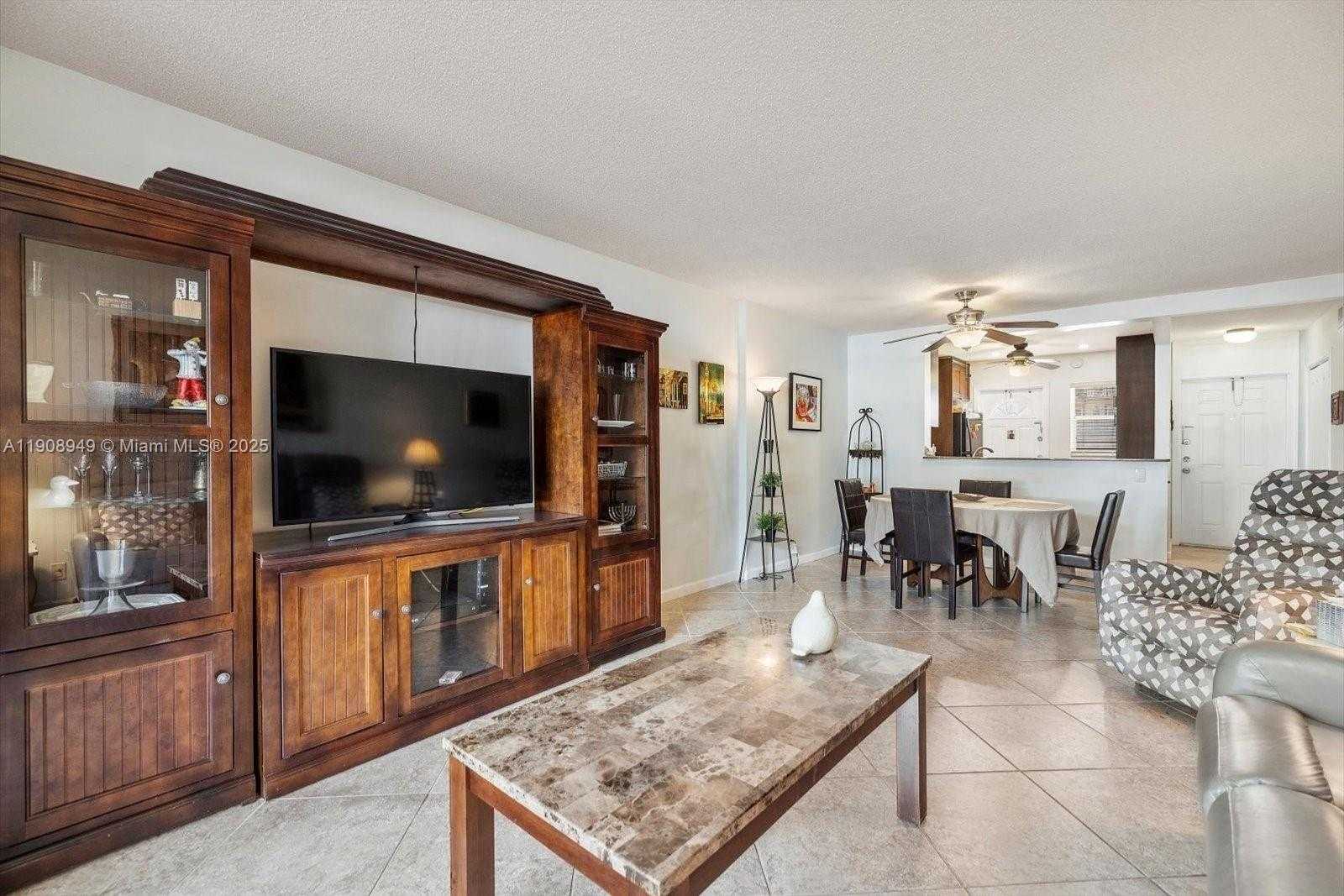 Small Image of 609 NORTH EAST 14TH AVE #105, Hallandale Beach Number 4