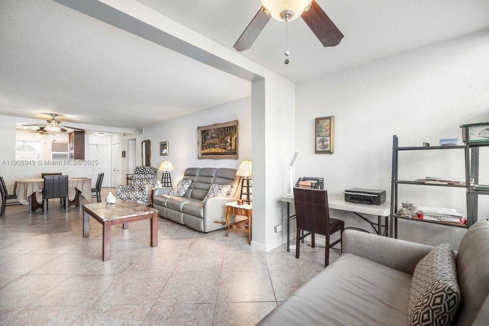 Small Image of 609 NORTH EAST 14TH AVE #105, Hallandale Beach Number 5