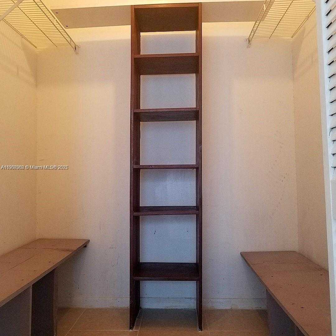 Small Image of 17021 NORTH BAY RD #728, Sunny Isles Beach Number 12