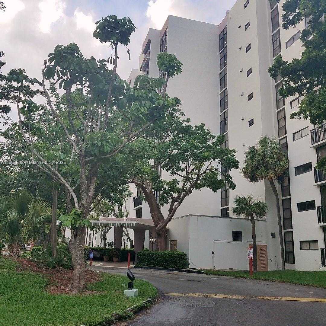 Small Image of 17021 NORTH BAY RD #728, Sunny Isles Beach Number 33