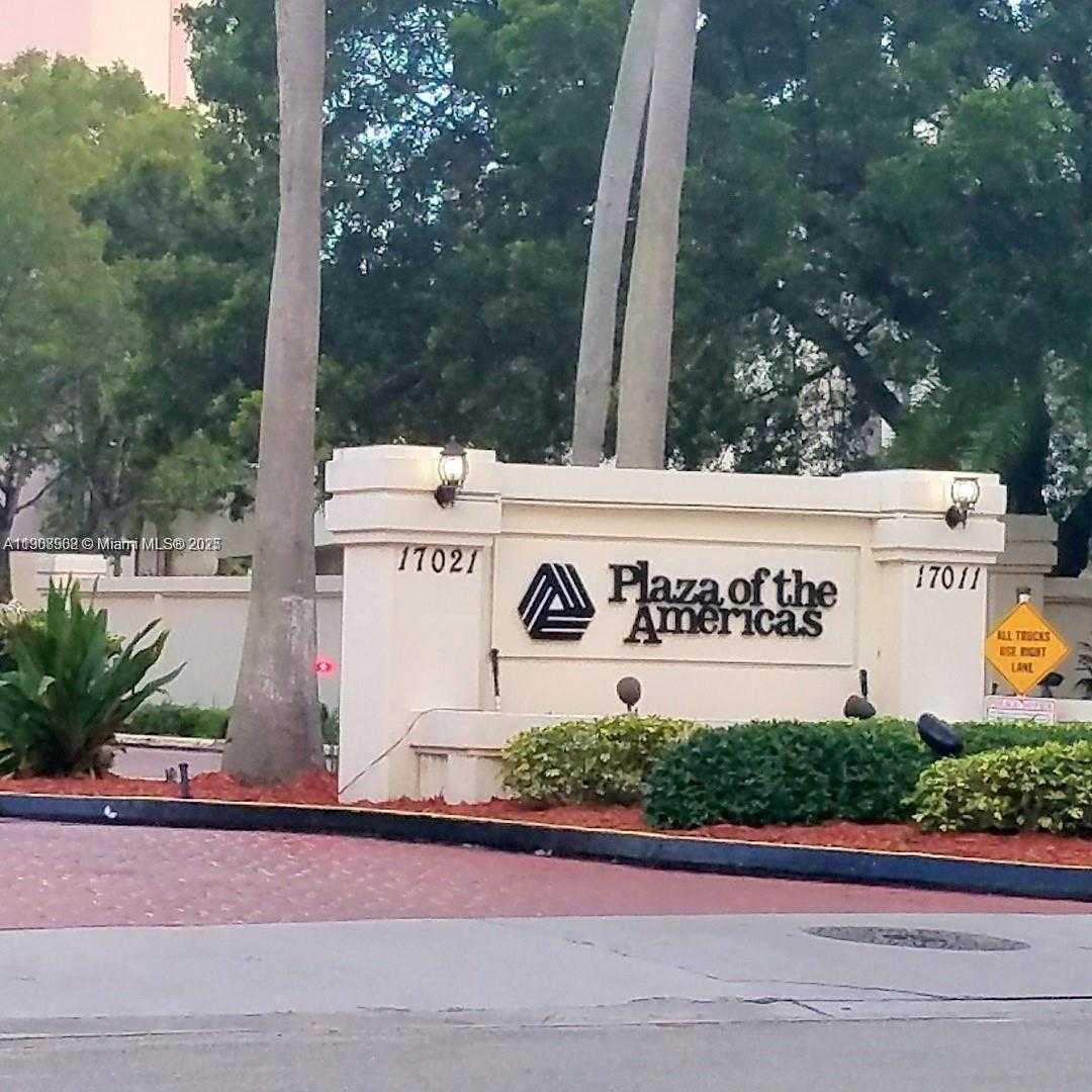 Small Image of 17021 NORTH BAY RD #728, Sunny Isles Beach Number 34