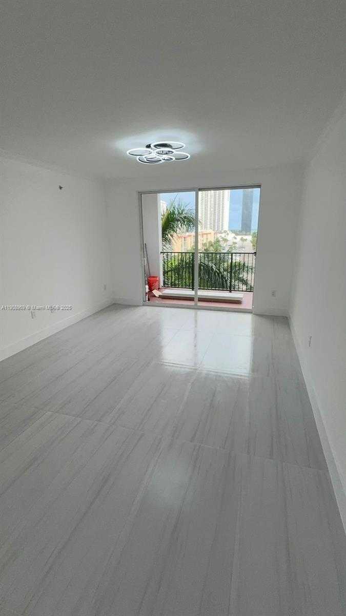 Small Image of 17100 NORTH BAY RD #1617, Sunny Isles Beach Number 10