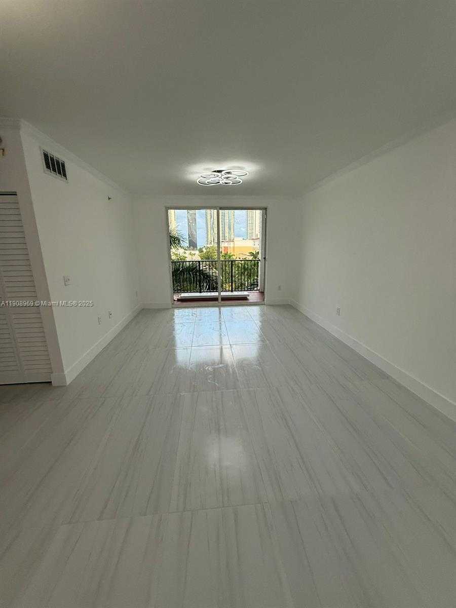 Small Image of 17100 NORTH BAY RD #1617, Sunny Isles Beach Number 8