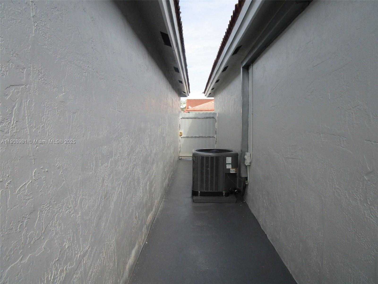 Small Image of 9104 NORTH WEST 120TH ST #143, Hialeah Gardens Number 32