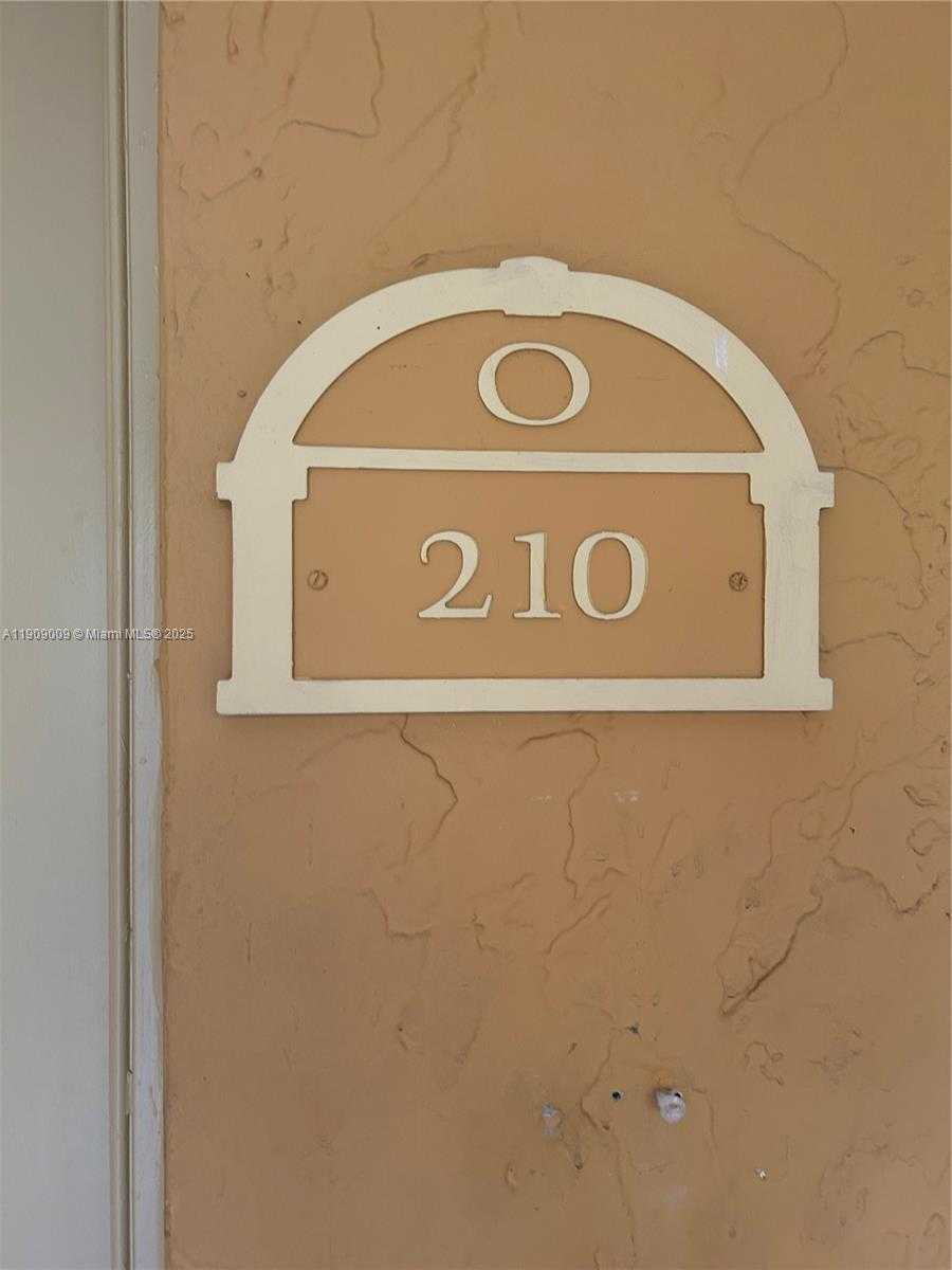 Small Image of 17911 NORTH WEST 68TH AVE #O210, Hialeah Number 1