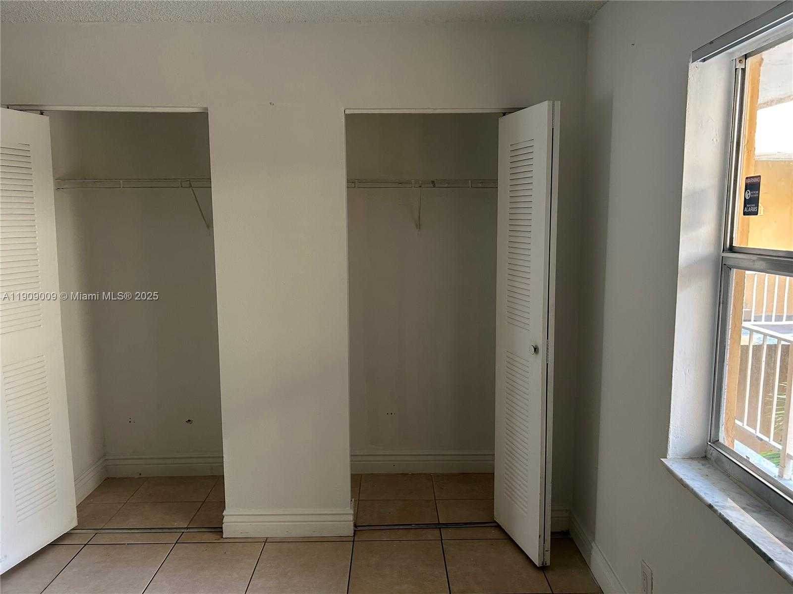 Small Image of 17911 NORTH WEST 68TH AVE #O210, Hialeah Number 13