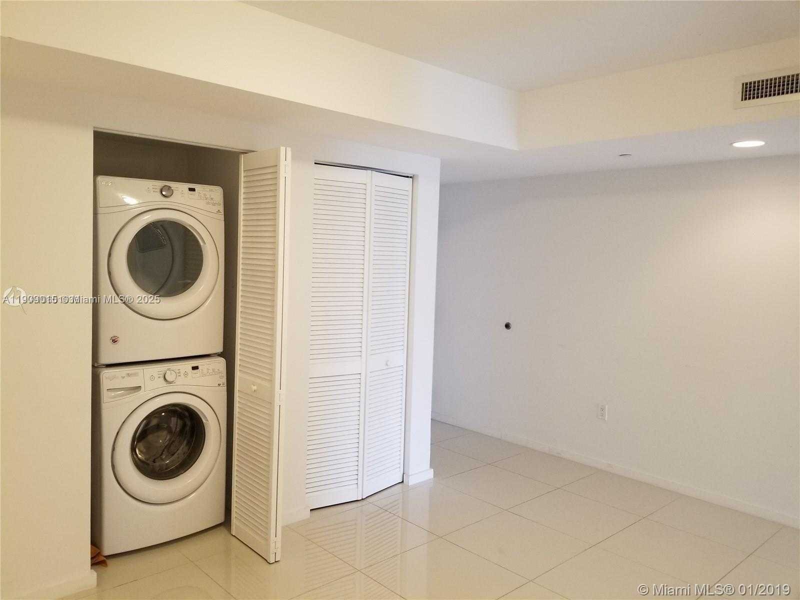 Small Image of 5252 NORTH WEST 85TH AVE #1008, Doral Number 13