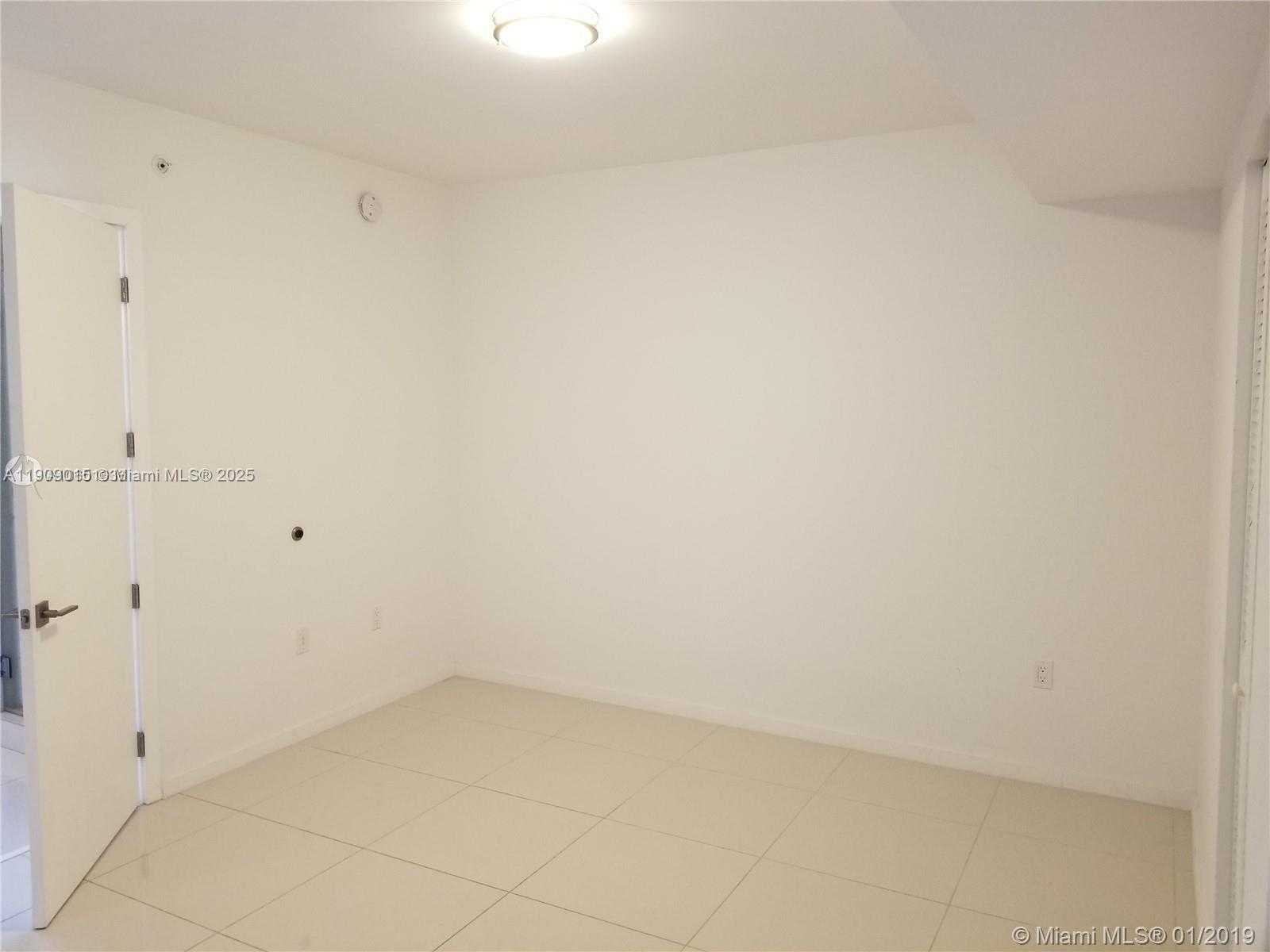 Small Image of 5252 NORTH WEST 85TH AVE #1008, Doral Number 14