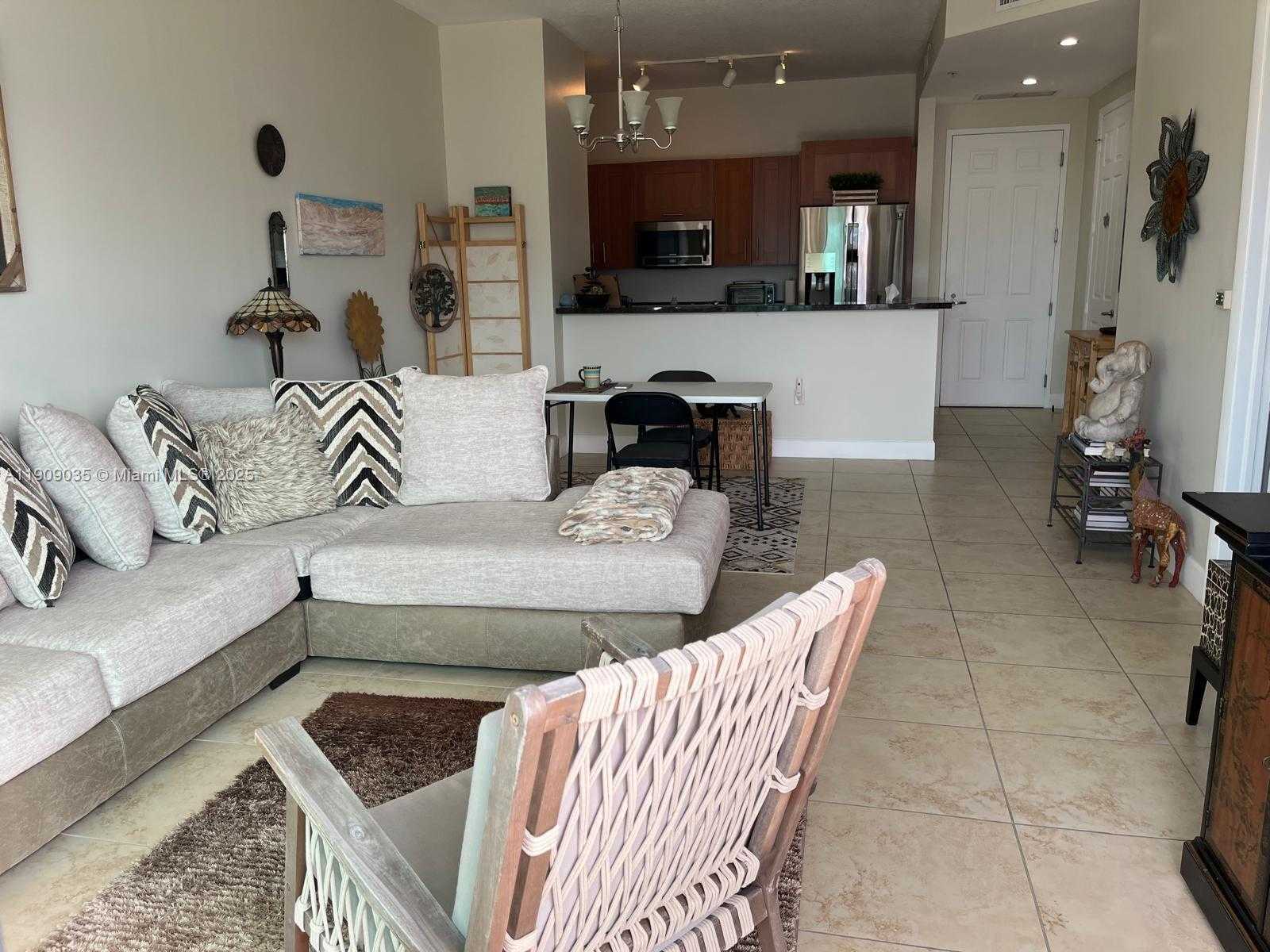 Small Image of 1300 PONCE DE LEON BLVD #1108, Coral Gables Number 8