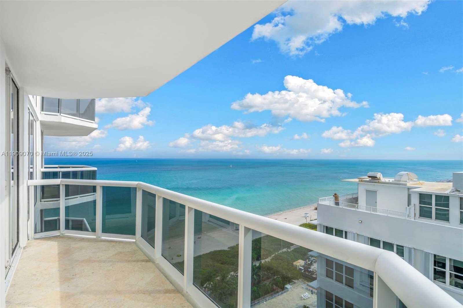 Small Image of 4775 COLLINS AVE #1903, Miami Beach Number 27