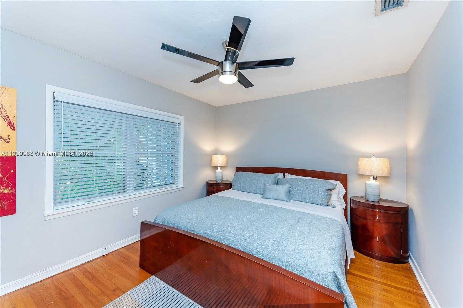Small Image of 2379 OVERBROOK ST, Coconut Grove Number 30