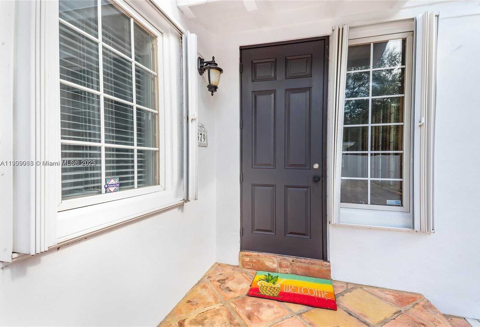 Small Image of 2379 OVERBROOK ST, Coconut Grove Number 9