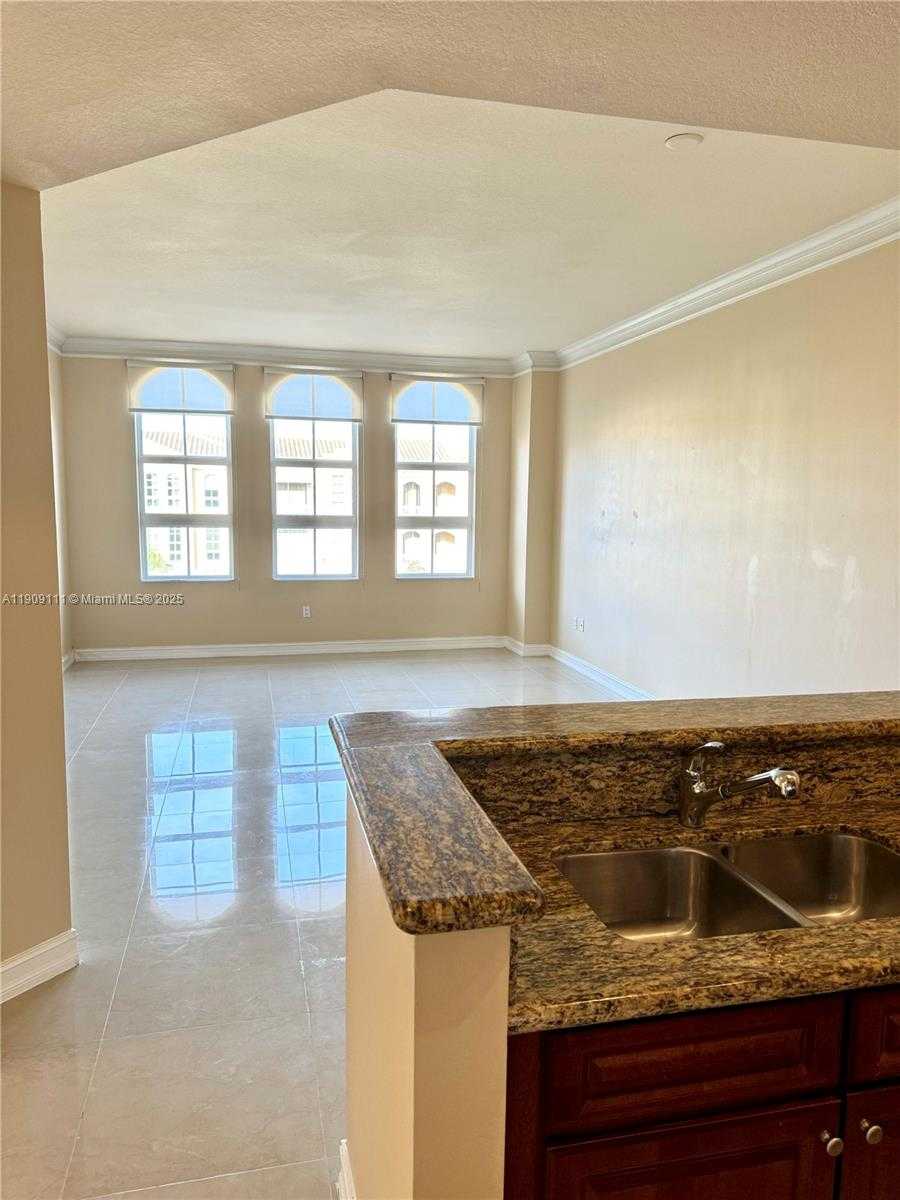 Small Image of 3001 NORTH EAST 185TH ST #634, Aventura Number 3