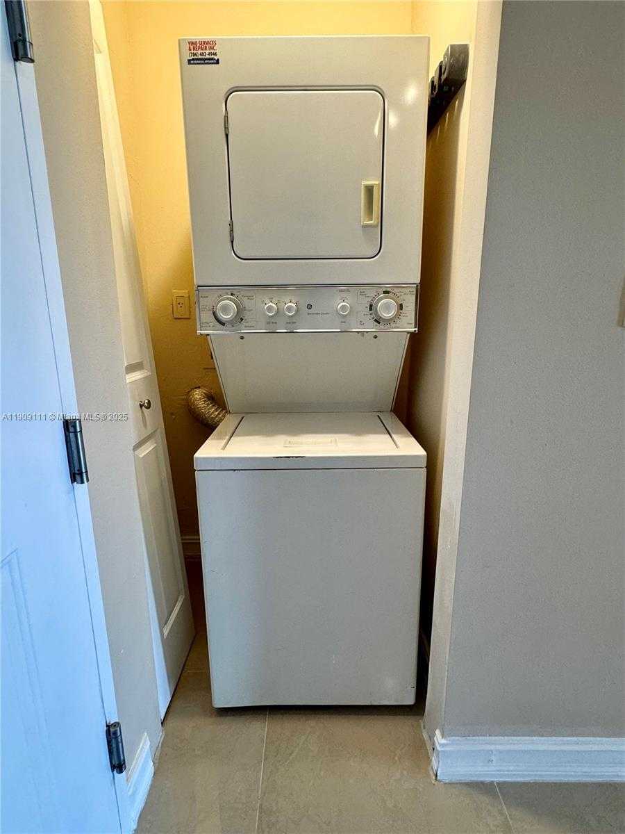 Small Image of 3001 NORTH EAST 185TH ST #634, Aventura Number 7