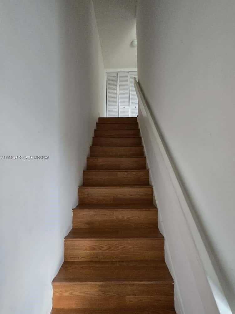 Small Image of 9351 FONTAINEBLEAU BLVD #B416, Miami Number 6