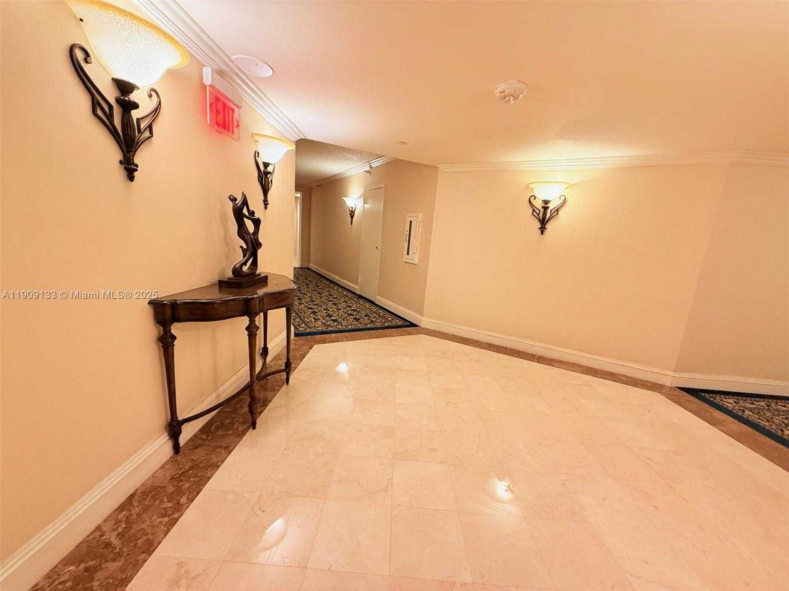 Small Image of 3530 MYSTIC POINTE DR #1204, Aventura Number 11