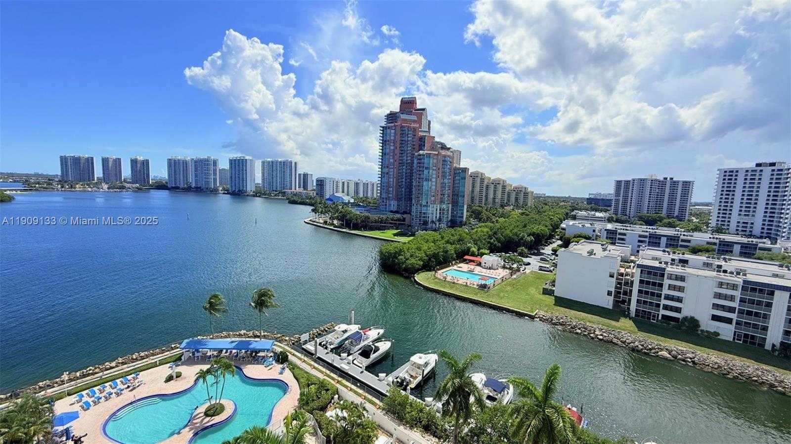 Small Image of 3530 MYSTIC POINTE DR #1204, Aventura Number 13