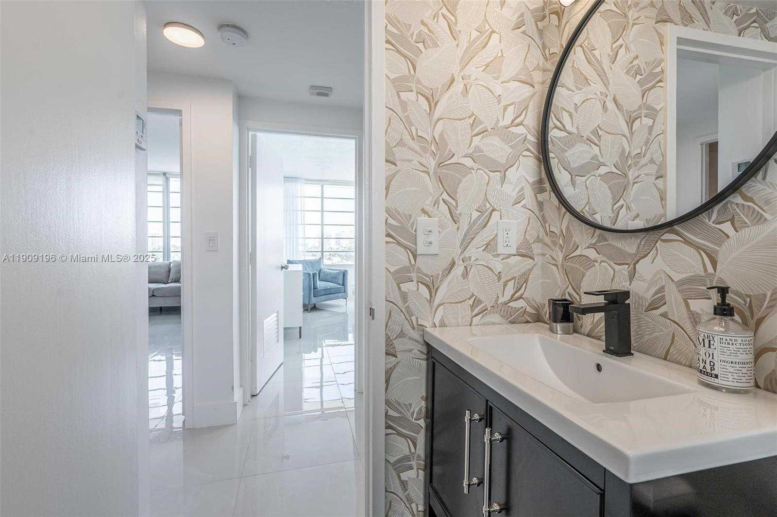 Small Image of 9101 EAST BAY HARBOR DR #606, Bay Harbor Islands Number 12