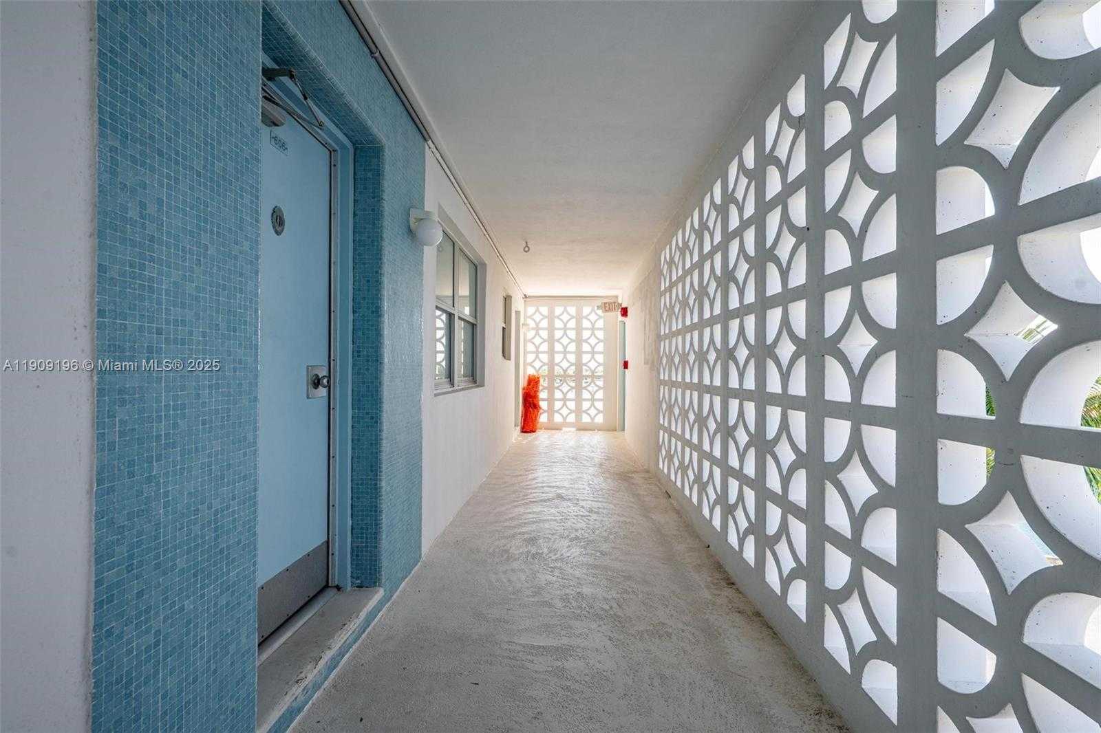 Small Image of 9101 EAST BAY HARBOR DR #606, Bay Harbor Islands Number 31